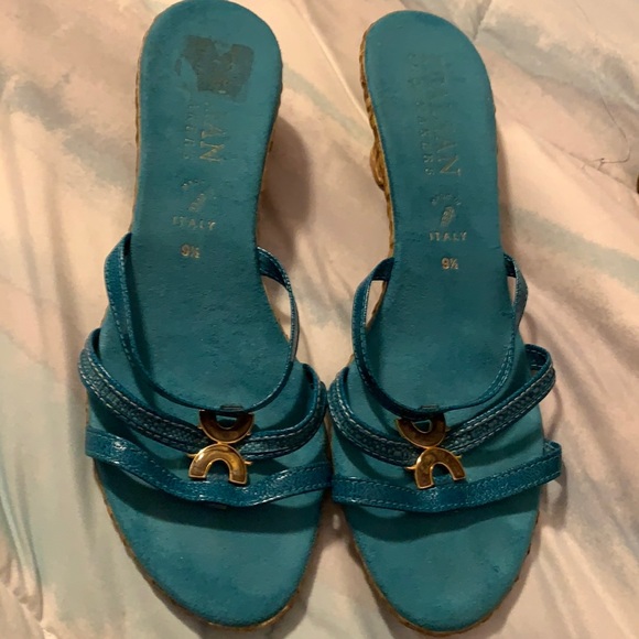 Italian Shoemakers Shoes - espadrilles size 9.5 aqua or turquoise Super cute sandals!